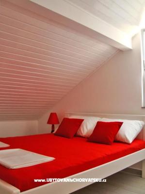 Apartmani Calla - smještaj otok Vir Hrvatska