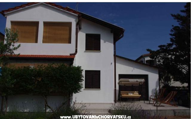 Apartmani Dora - smještaj otok Vir Hrvatska