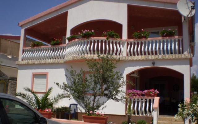 Apartmani Kantoci - smještaj otok Vir Hrvatska