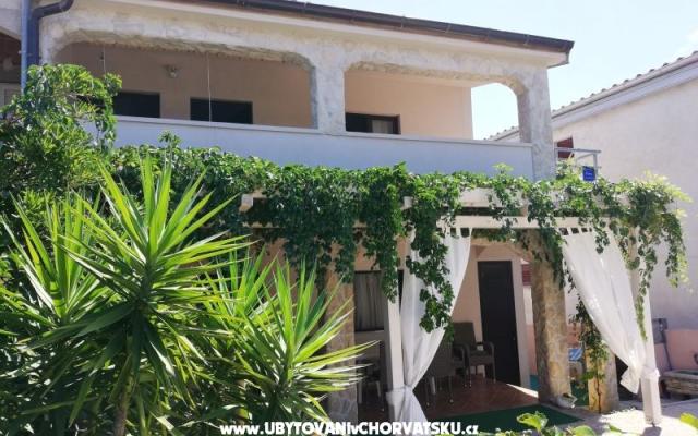 Apartmani VIR-to-all - smještaj otok Vir Hrvatska