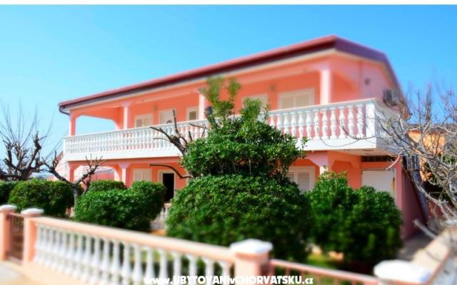 Aprtments Slaviček - smještaj otok Vir Hrvatska