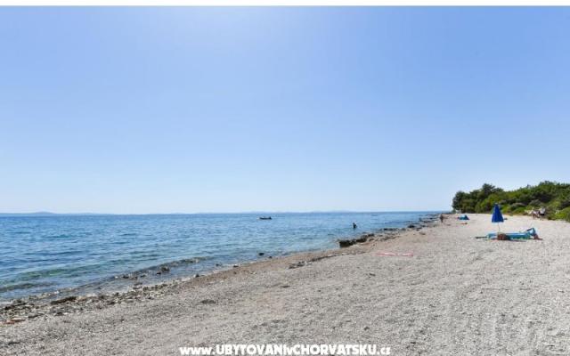 Crowonder Luxury Vir - smještaj otok Vir Hrvatska