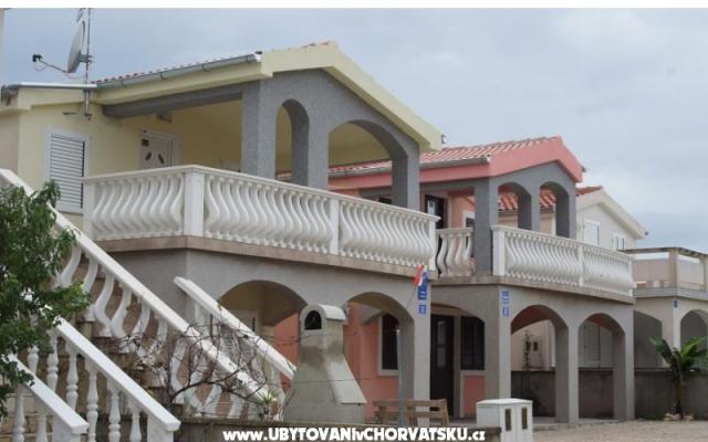 Pahert beach apartment - smještaj otok Vir Hrvatska