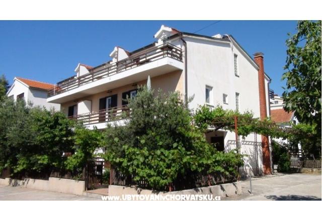 A.P.P. Kuća Vinko - smještaj Vodice Hrvatska