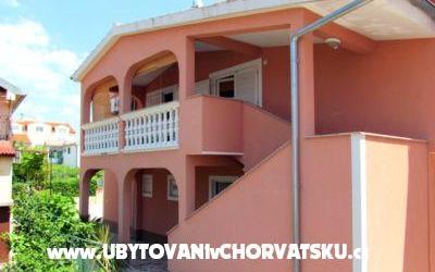 Apartmani Barbič - smještaj Vodice Hrvatska