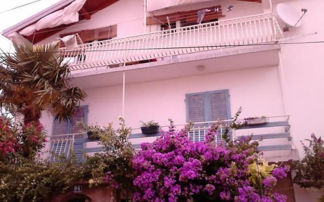 Apartman Ena - smještaj Vodice Hrvatska