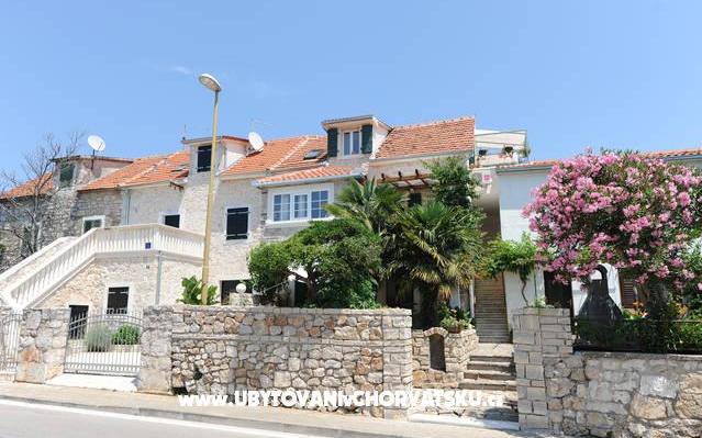 Apartman Gita -Ston Kuća - smještaj Vodice Hrvatska