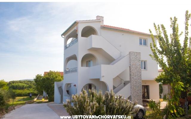 Apartmani Biluš - smještaj Vodice Hrvatska