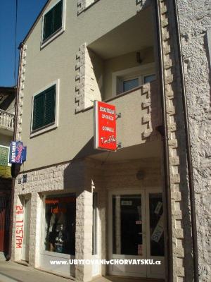 Apartmani Cecily - smještaj Vodice Hrvatska