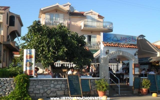 Apartmani Kraljević - smještaj Vodice Hrvatska