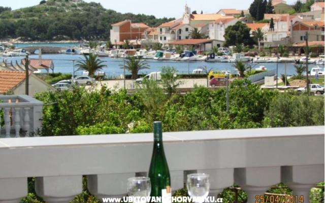 Apartmani Klara  - smještaj Vodice Hrvatska