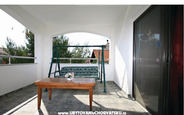Apartmani Šarac - smještaj Vodice Hrvatska