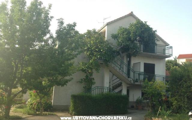 Apartmani Slavijo - smještaj Vodice Hrvatska