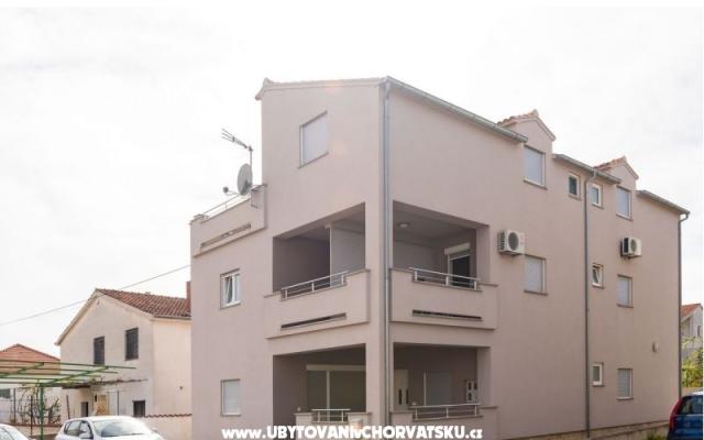 Apartmani Summer Kuća  - smještaj Vodice Hrvatska