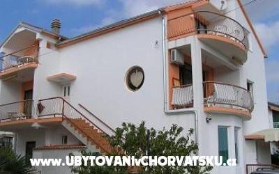 Apartmani Alina - smještaj Vodice Hrvatska