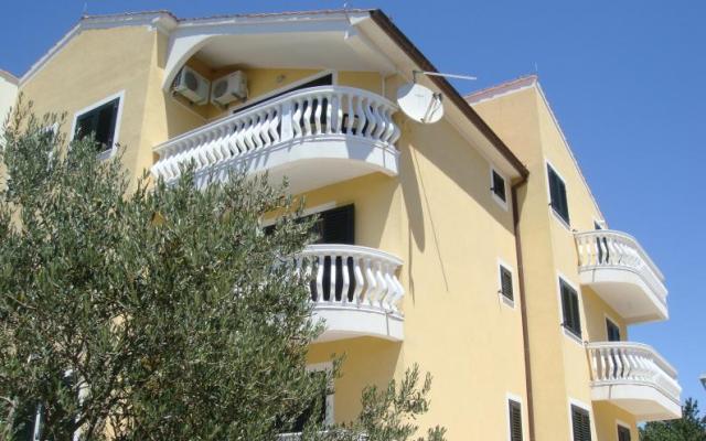 Apartmani M - smještaj Vodice Hrvatska