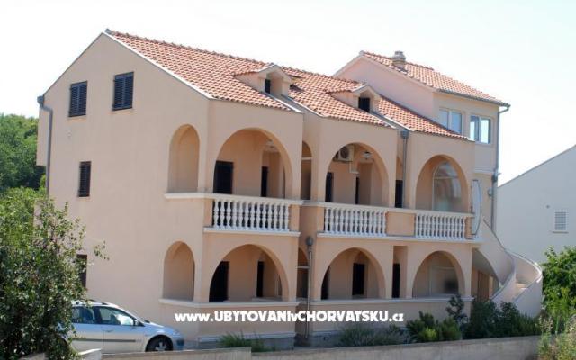 Apartmani Mediterranean sundance - smještaj Vodice Hrvatska