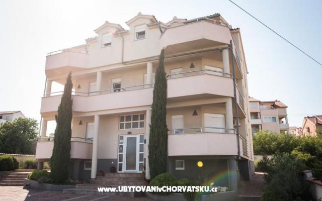 Villa Lovas - smještaj Vodice Hrvatska