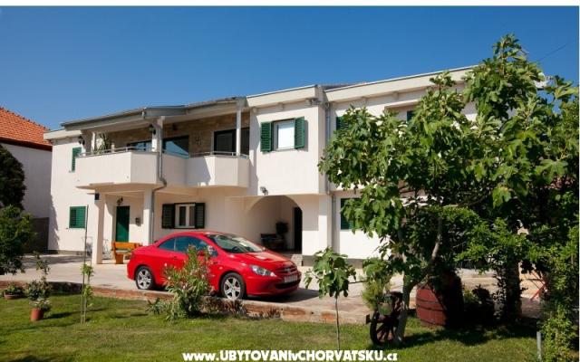 Apartmani Deni - smještaj Zadar Hrvatska