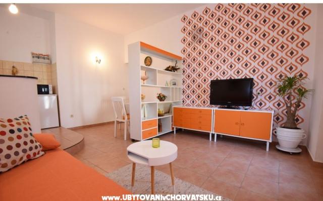 Apartman near beach, Zadar, Karma - smještaj Zadar Hrvatska