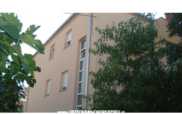 Apartmani and rooms Antonio - smještaj Zadar Hrvatska