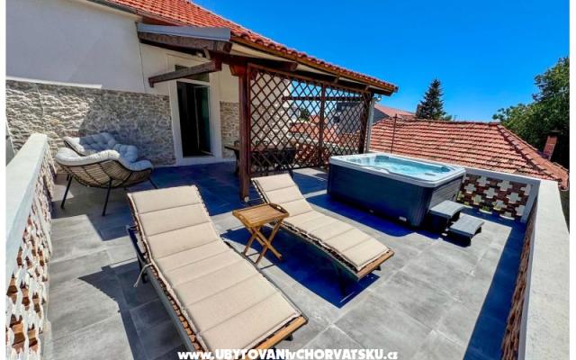 Apartmani Karuzz - smještaj Zadar Hrvatska