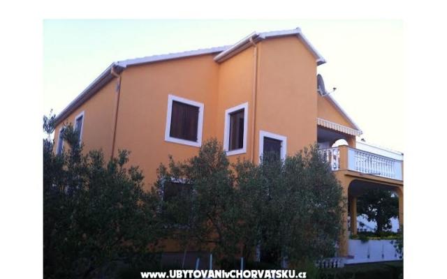 Apartmani Antonia - smještaj Zadar Hrvatska