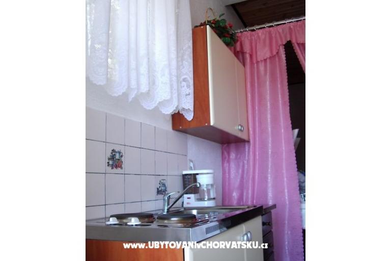 Ivana Apartmani – foto 11