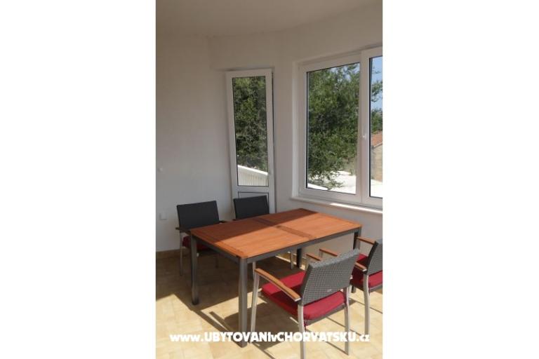 Apartmani Ježina – foto 10