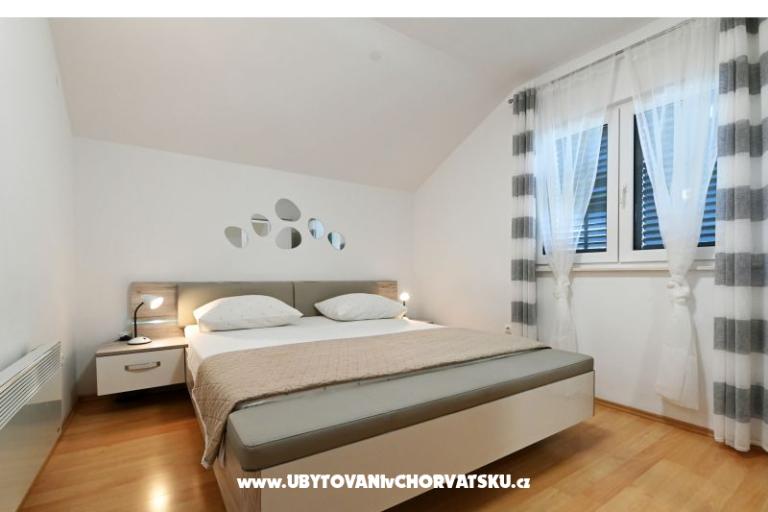Apartmani Ježina – foto 6
