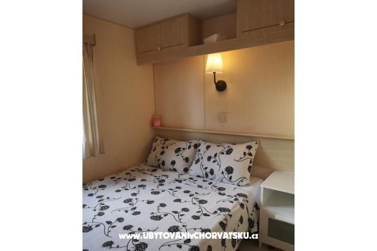 Mobile Kuća Maroon – foto 15
