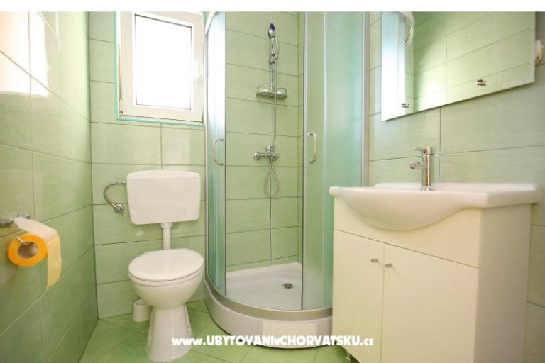 Apartmani First row to the sea – foto 14