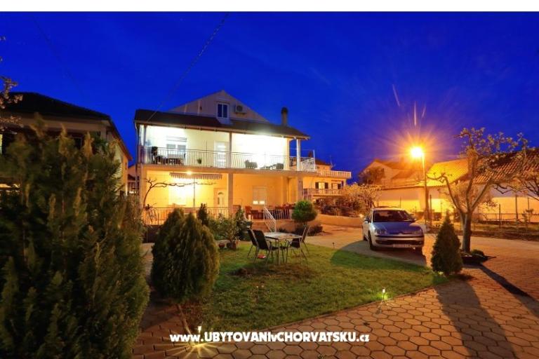 Apartmani Karin – foto 16