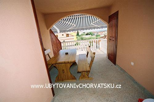 Apartmani Žrvnar – foto 2