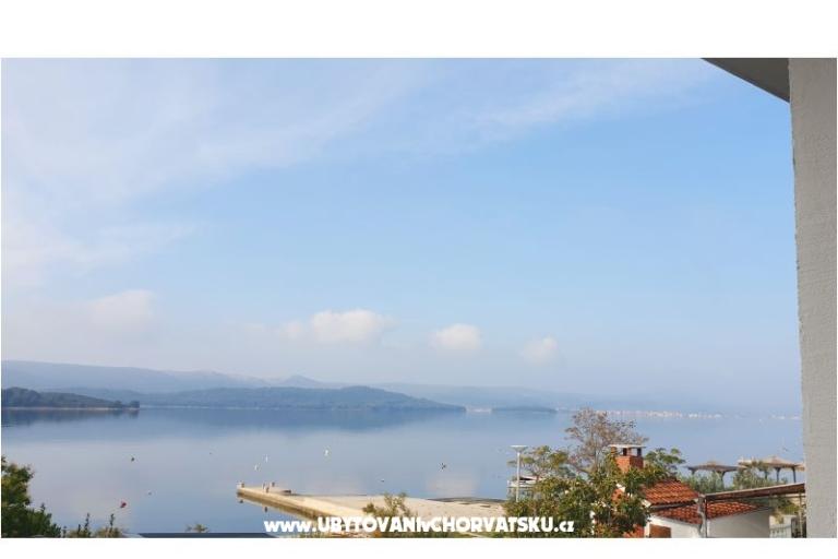 Apartman Mare - prvi red uz more – foto 12