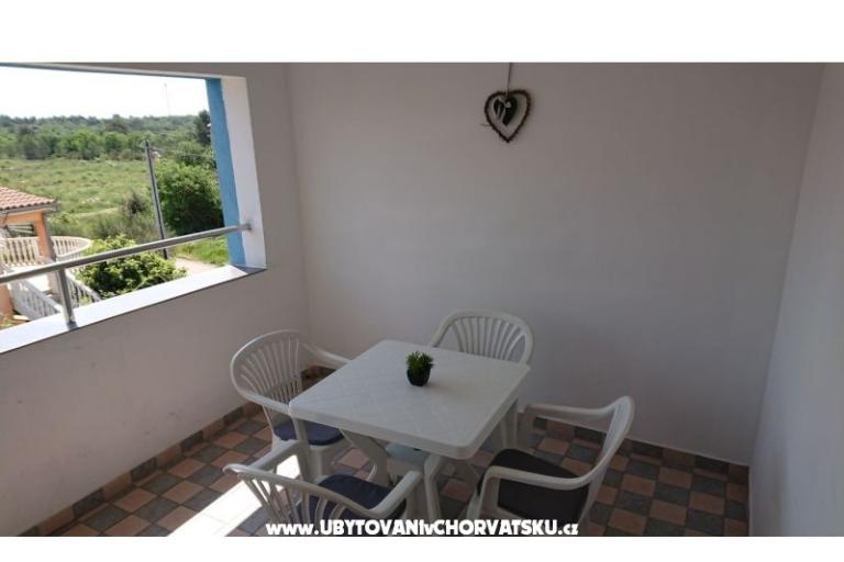 Apartmani Došen – foto 14