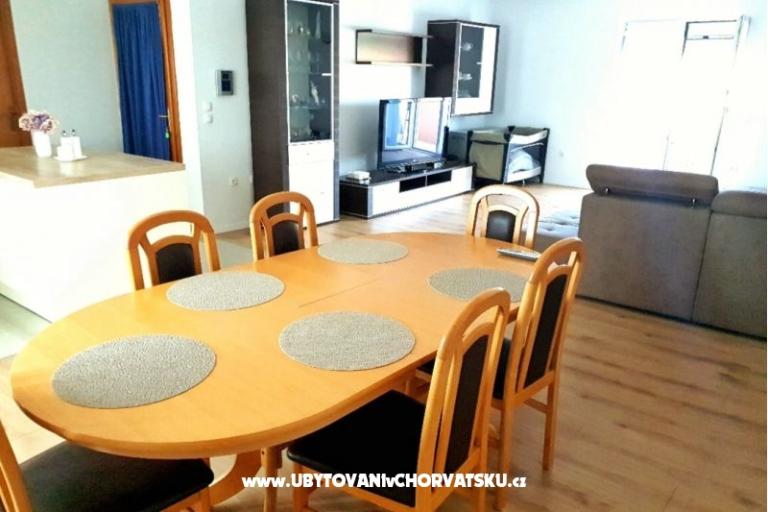 Apartmani Krajnović Biograd – foto 11