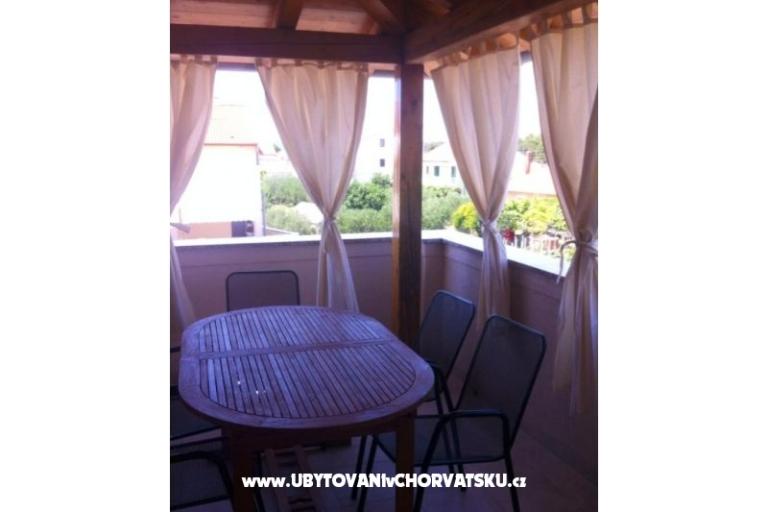 Apartmani Krajnović Biograd – foto 7
