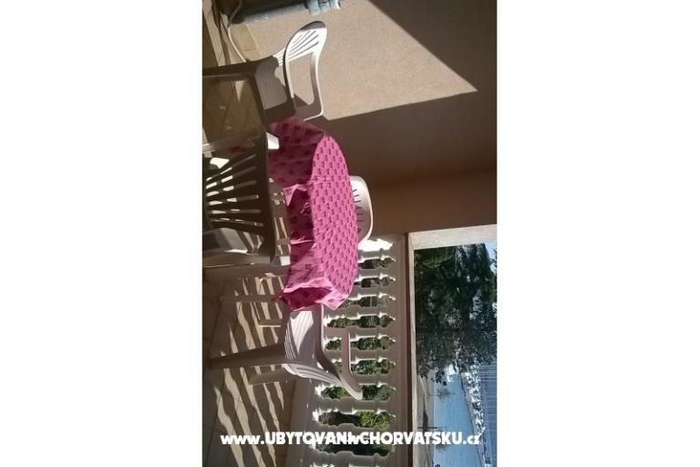 Apartmani Kvarantan i Karabatić  – foto 18