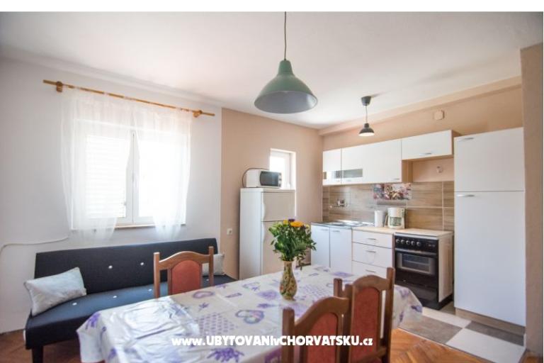 Apartman Anastazija i sobe RoLo uz  – foto 9
