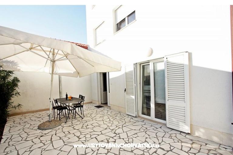 Apartmani Tomy – foto 2