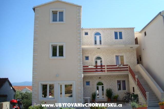 Apartmani Villa Niko Bol – foto 2