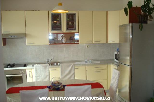 Apartmani Villa Niko Bol – foto 9