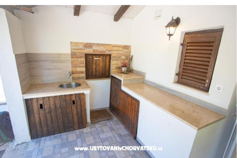 Family Kuća Futura – foto 31