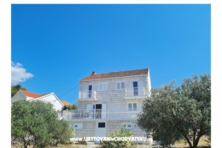 Garden Kuća Sutivan – foto 2