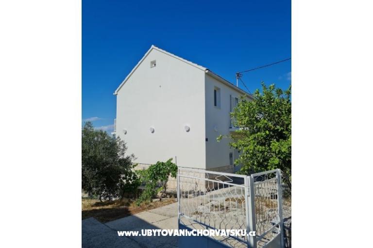 Garden Kuća Sutivan – foto 3