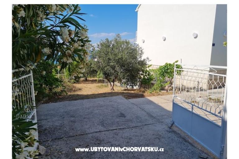 Garden Kuća Sutivan – foto 5