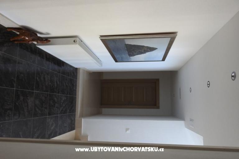 Luxury Apartmani sa bazenom – foto 12