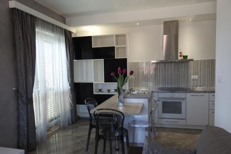 Luxury Apartmani sa bazenom – foto 6