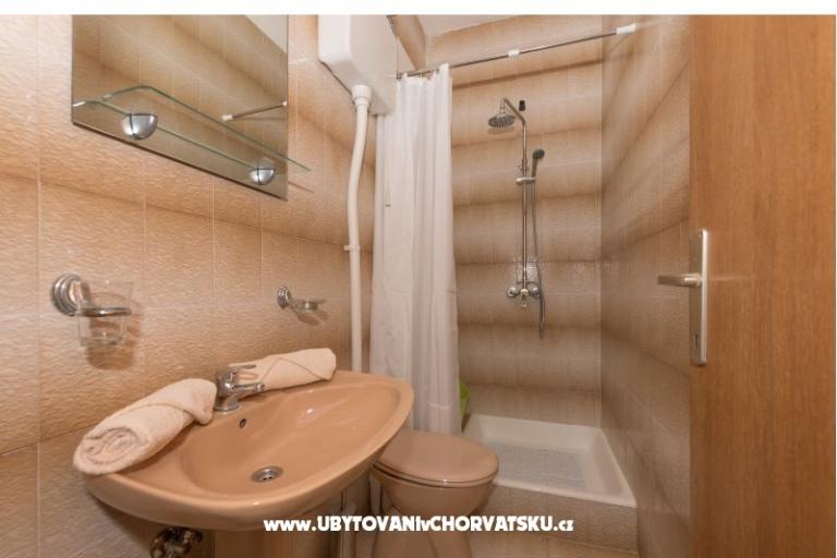 Apartmani Vera i Ćiro Novak – foto 12